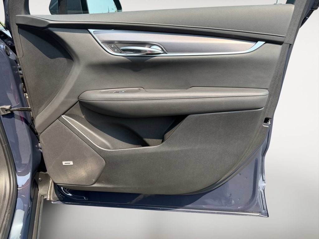 Used 2025 Cadillac XT6 Luxury AWD/4WD image 25