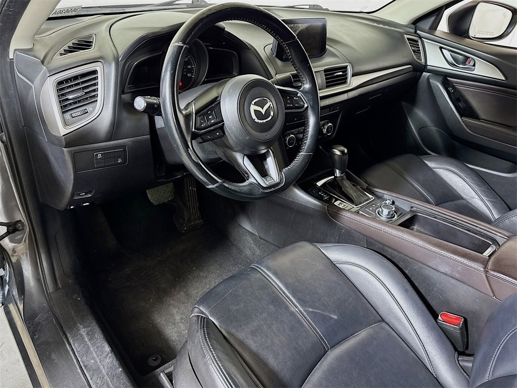 Used 2018 MAZDA MAZDA3 Touring image 7