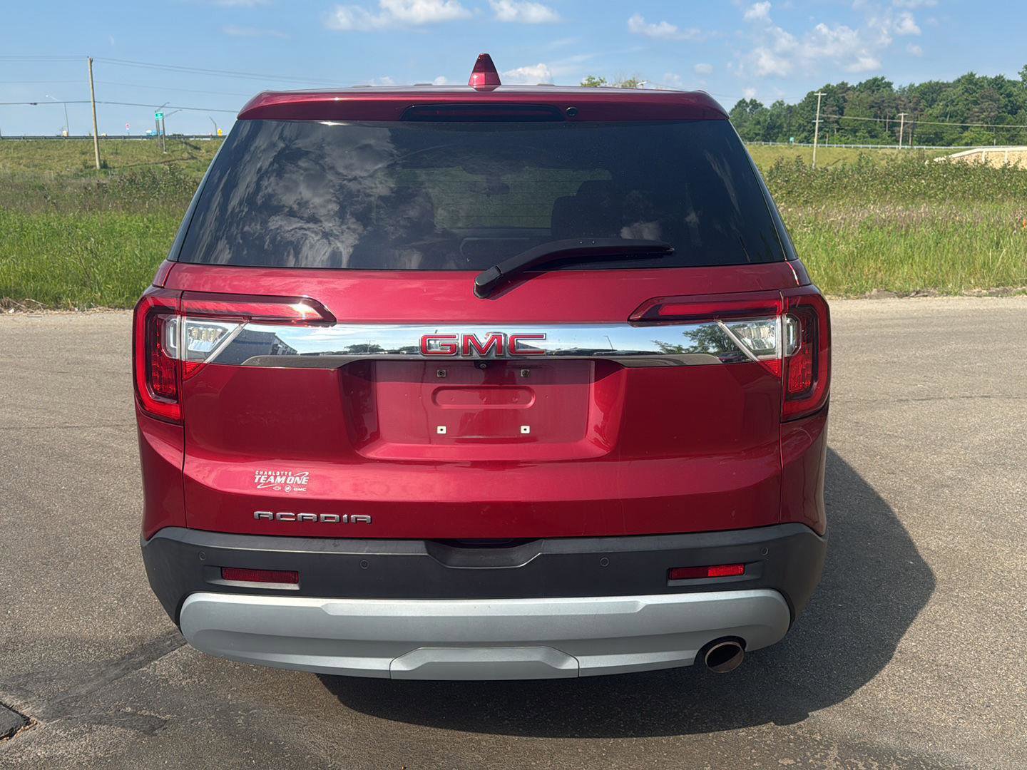 Used 2020 GMC Acadia SLE FWD image 4