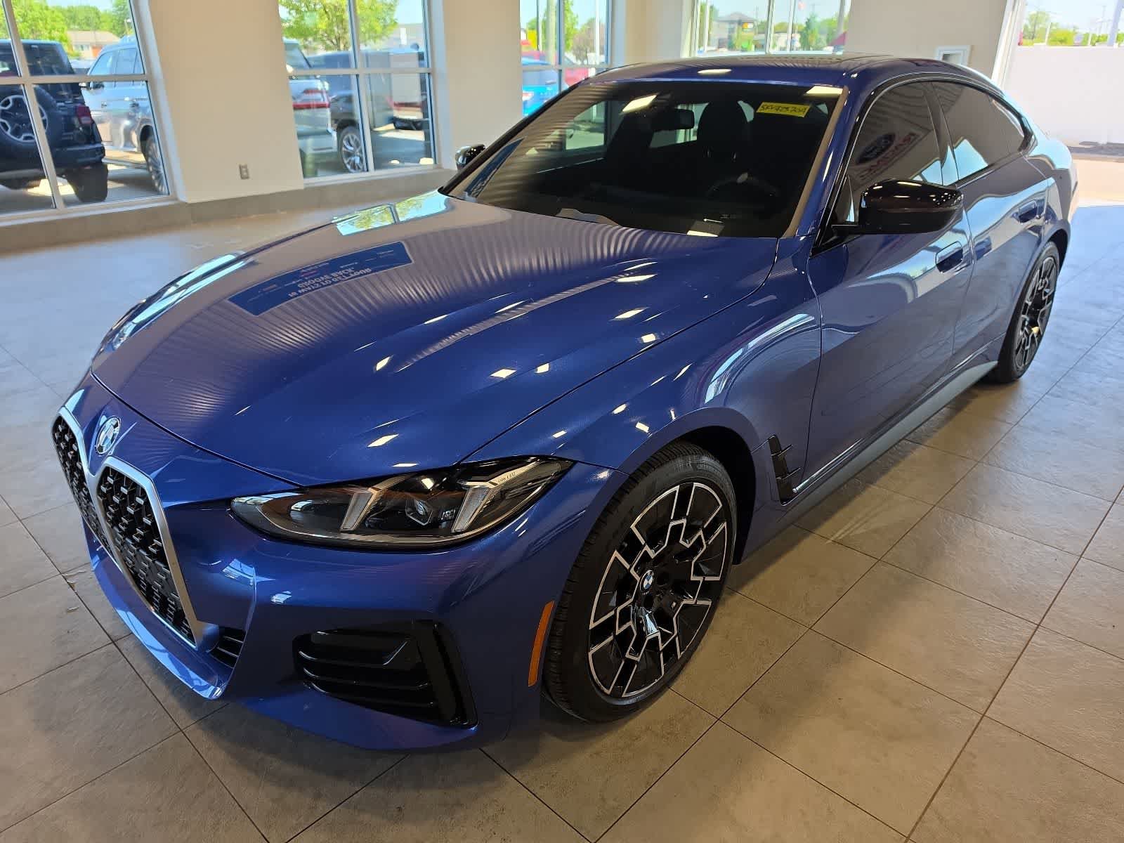 Used 2025 BMW 430i xDrive w/ M Sport Package AWD/4WD video 1