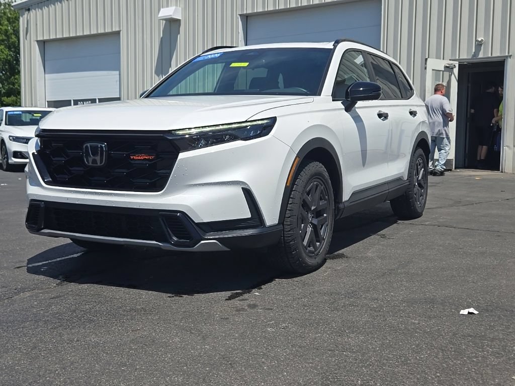 Used 2026 Honda CR-V TrailSport image 3