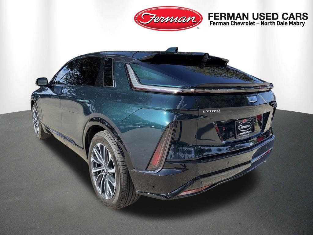 Used 2024 Cadillac Lyriq Sport AWD/4WD image 6