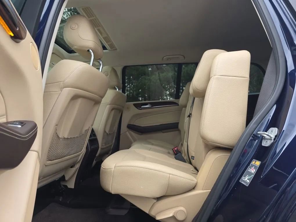 Used 2017 Mercedes-Benz GLS 450 4MATIC image 45