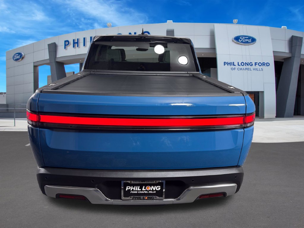 Used 2023 Rivian R1T Adventure Dual AWD/4WD image 4