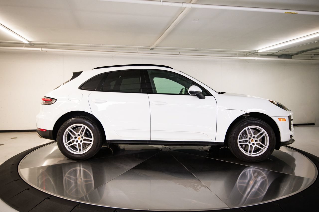 Certified 2021 Porsche Macan AWD/4WD image 8