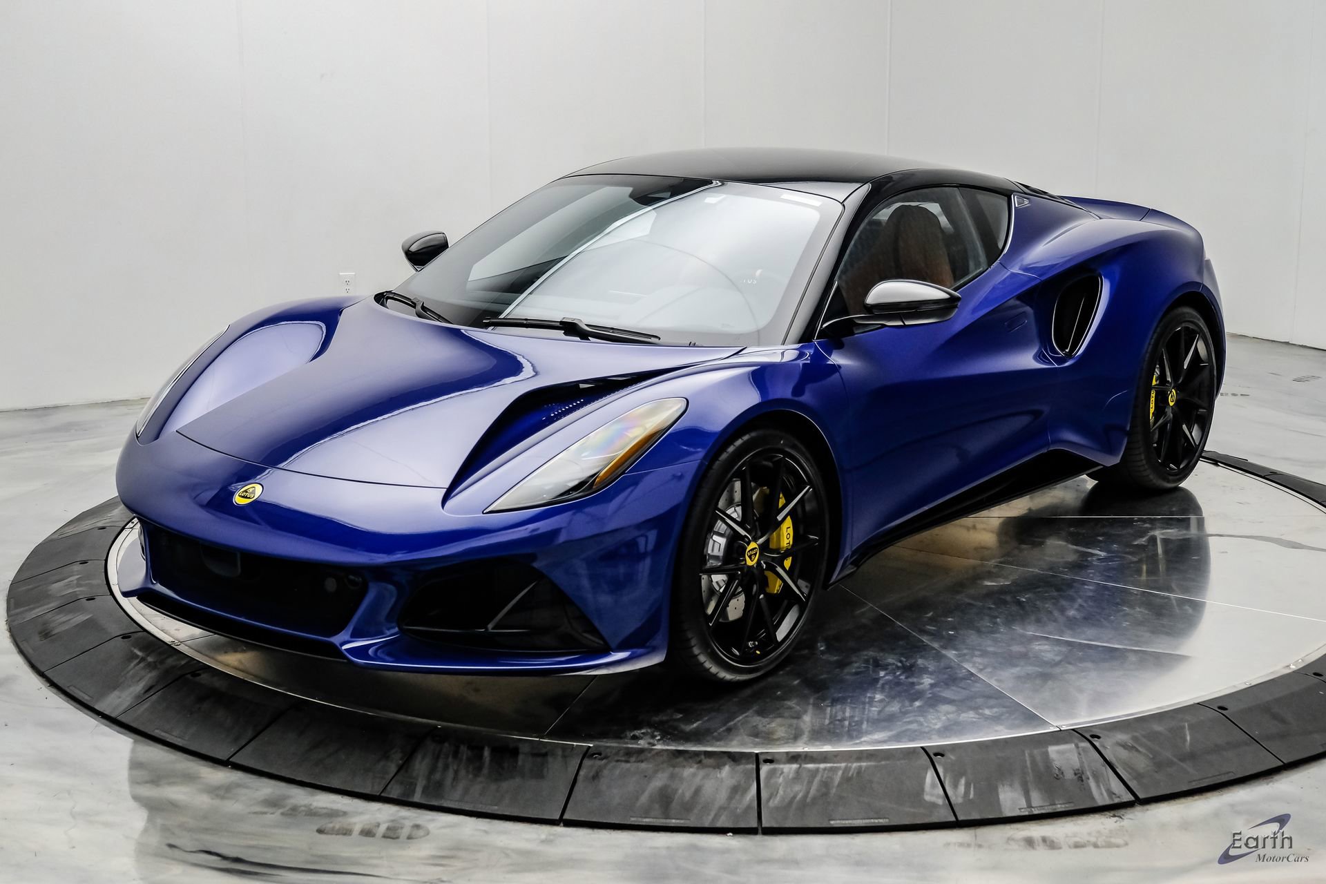 Used 2026 Lotus Emira SE RWD image 7