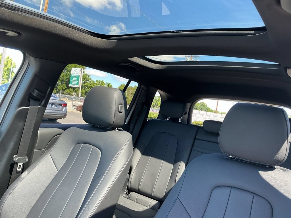 Certified 2026 Mercedes-Benz GLB 250 4MATIC image 12