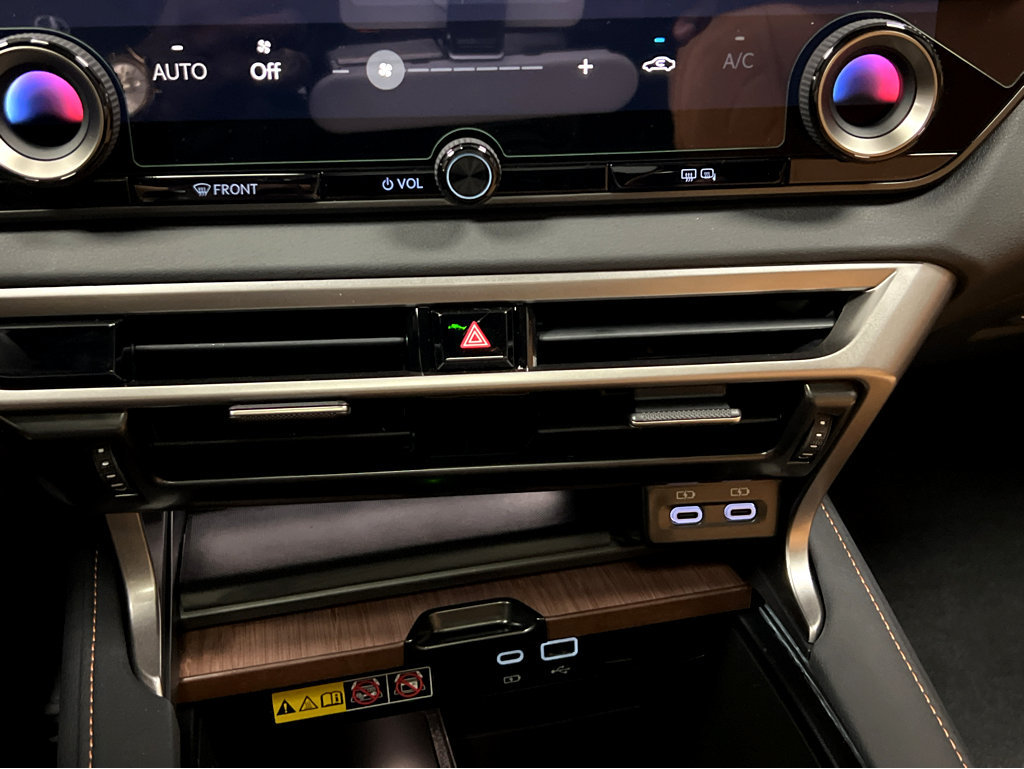 New 2026 Lexus RX 350h AWD/4WD image 17