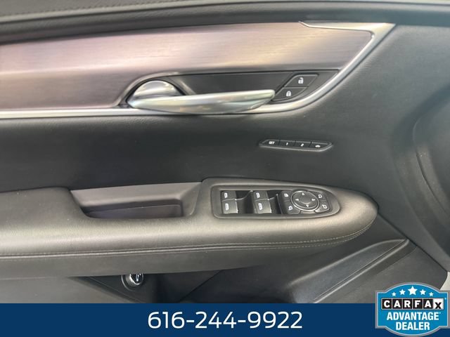 Used 2018 Cadillac XT5 Luxury w/ Driver Awareness Package AWD/4WD image 25