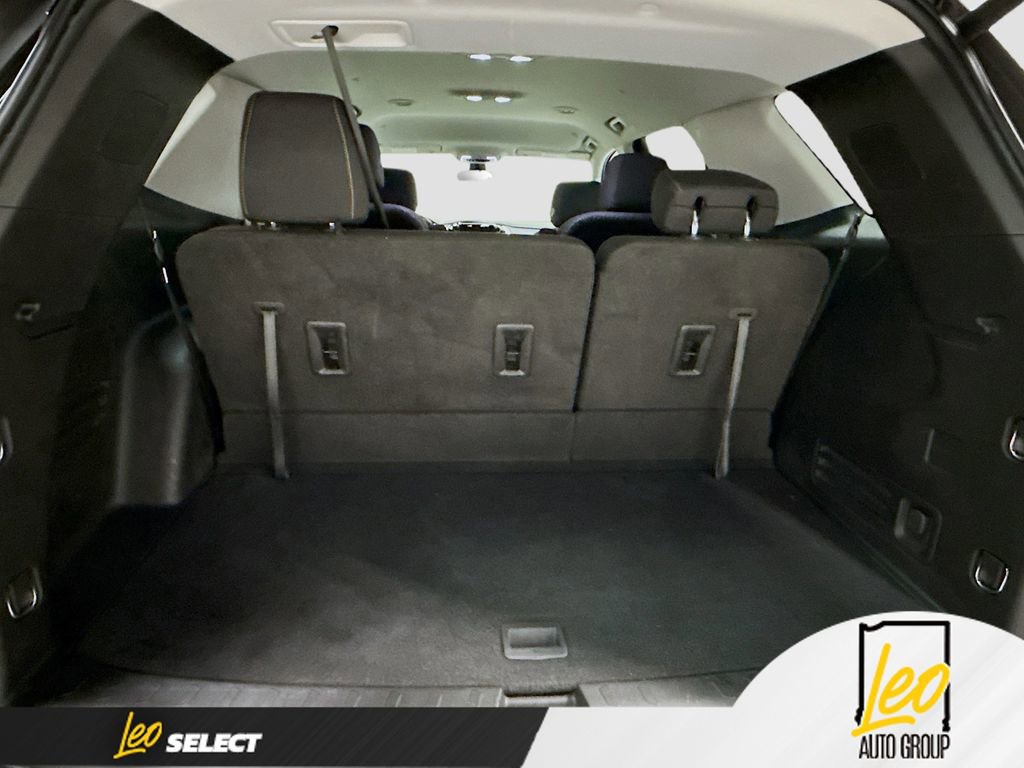 Used 2020 Chevrolet Traverse LT w/ Driver Confidence II Package AWD/4WD image 25