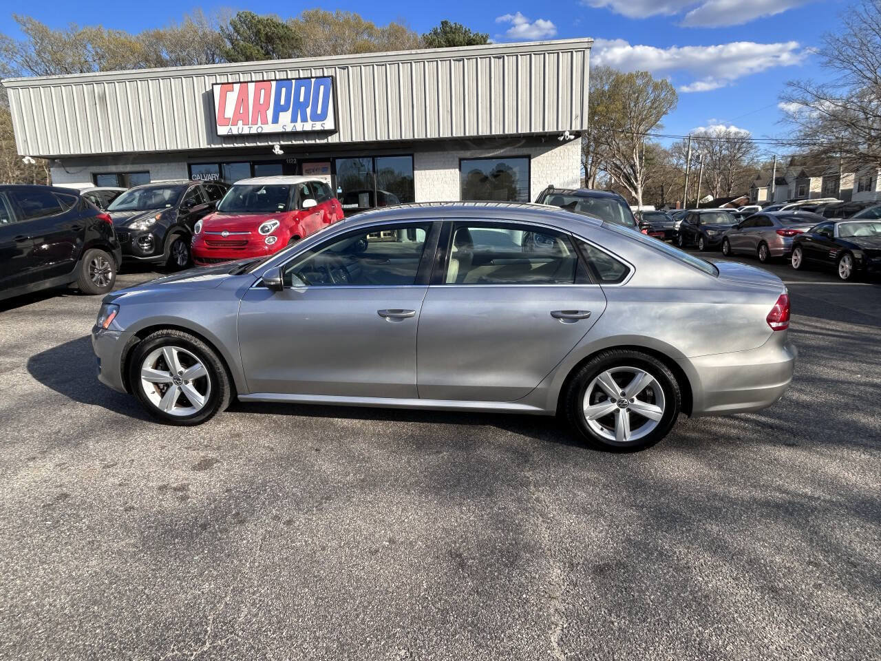 Used 2012 Volkswagen Passat 2.5 SE image 10