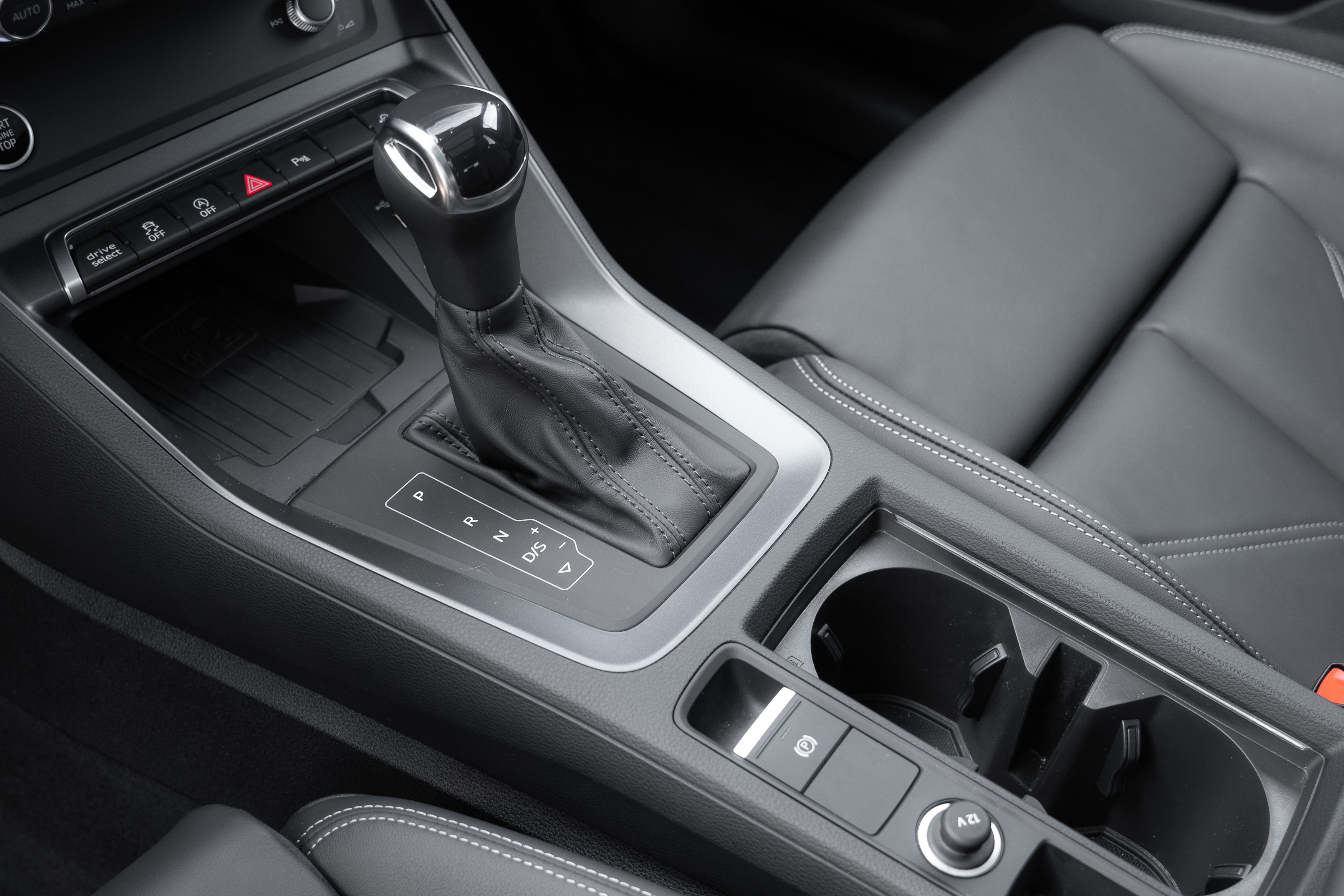 Certified 2025 Audi Q3 2.0T Premium w/ Convenience Package image 17