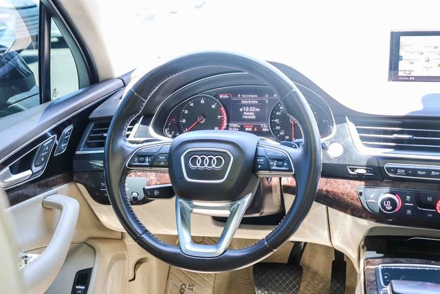 Used 2019 Audi Q7 3.0T Premium w/ Convenience Package AWD/4WD image 17
