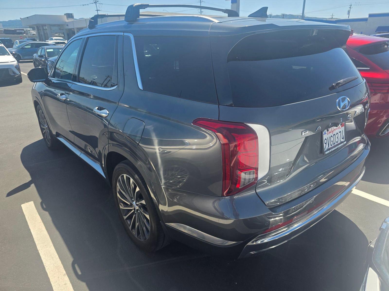 Used 2023 Hyundai Palisade Calligraphy w/ Winter Package AWD/4WD image 4