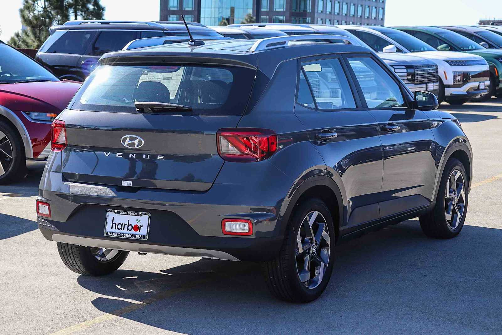 New 2026 Hyundai Venue SEL FWD image 6