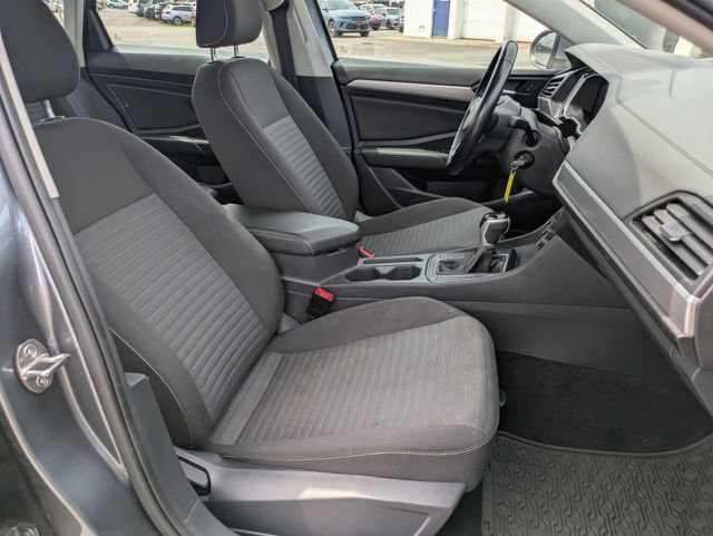 Used 2022 Volkswagen Jetta S FWD image 21