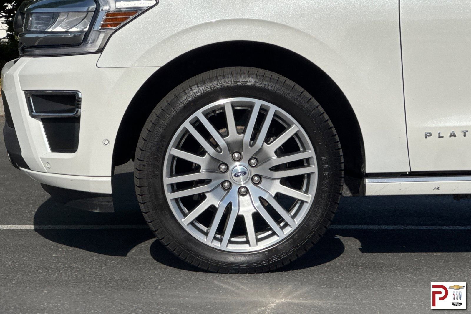 Used 2024 Ford Expedition Platinum AWD/4WD image 36