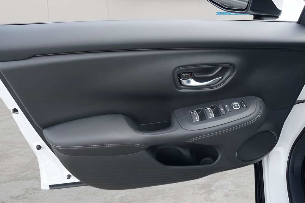 New 2027 Honda HR-V EX-L image 13