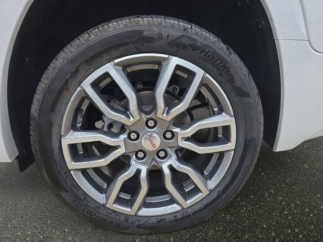 Used 2024 GMC Terrain Denali w/ Denali Premium Package AWD/4WD image 37