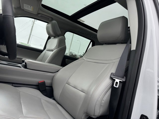 Certified 2025 Ford Expedition Max Active image 8