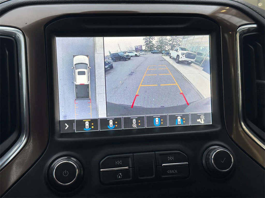 Used 2019 Chevrolet Silverado 1500 High Country w/ Technology Package image 26