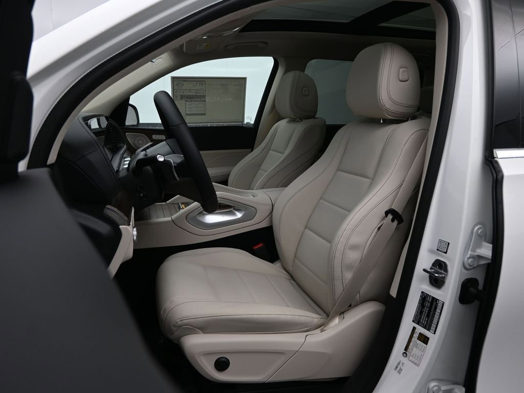 New 2025 Mercedes-Benz GLS 450 4MATIC image 21