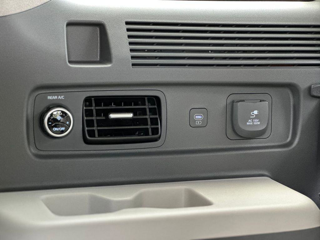 New 2026 Hyundai Santa Fe Limited image 10
