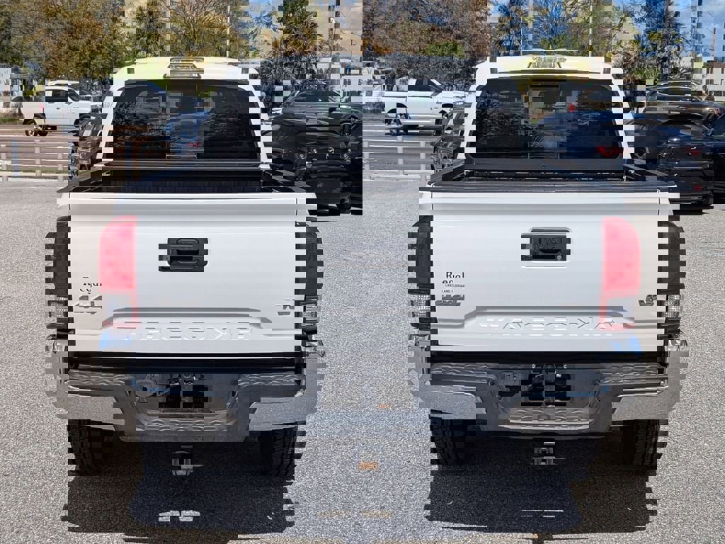 Used 2019 Toyota Tacoma SR5 image 4