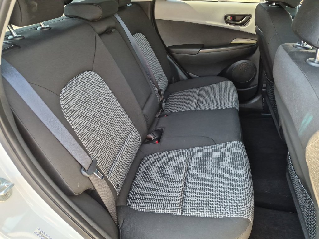 Used 2020 Hyundai Kona SEL Plus FWD image 32