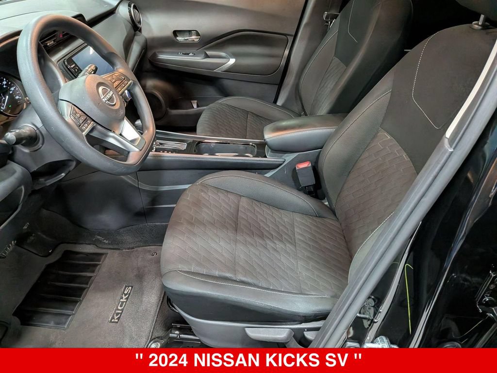 Used 2024 Nissan Kicks SV FWD image 11