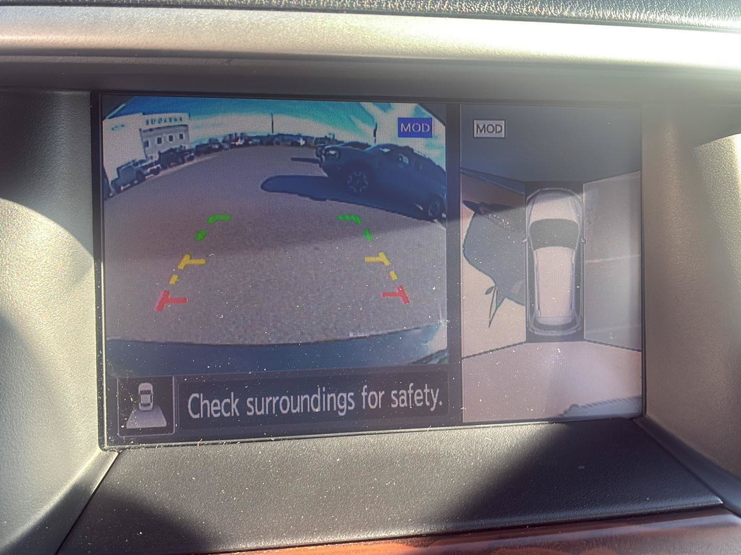 Used 2020 Nissan Pathfinder Platinum AWD/4WD image 18