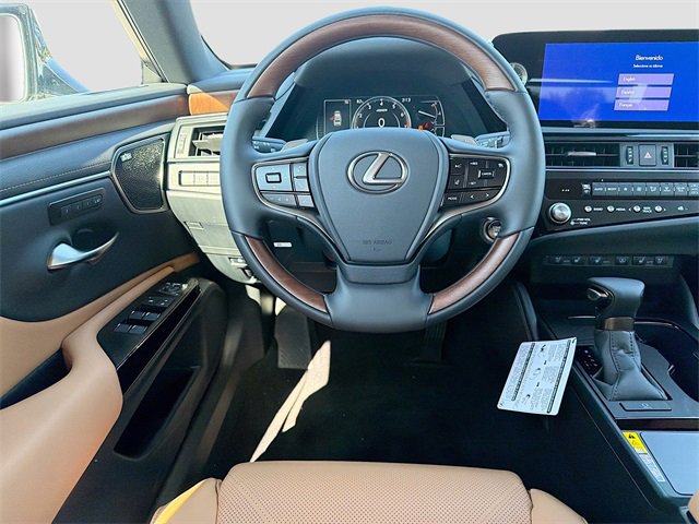 New 2025 Lexus ES 350 Ultra Luxury image 17