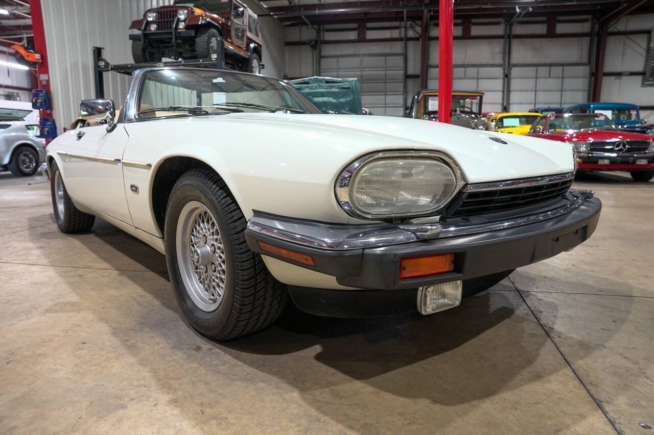 Used 1992 Jaguar XJS V12 Convertible RWD image 12