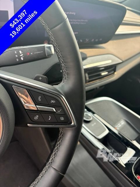Used 2026 Buick Enclave Preferred AWD/4WD image 15