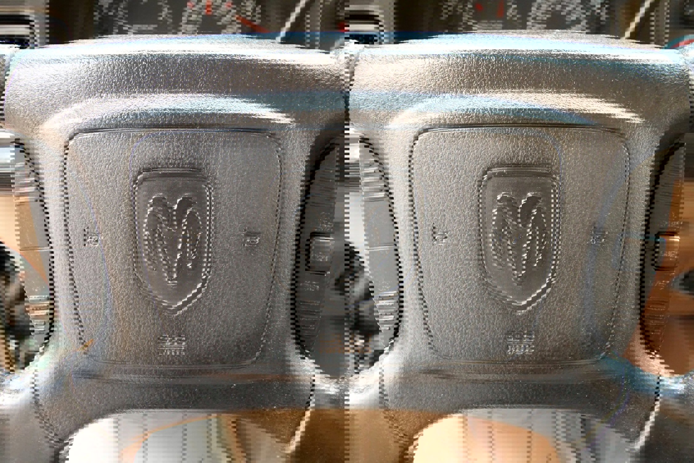 Used 2002 Dodge Ram 2500 Truck SLT image 26