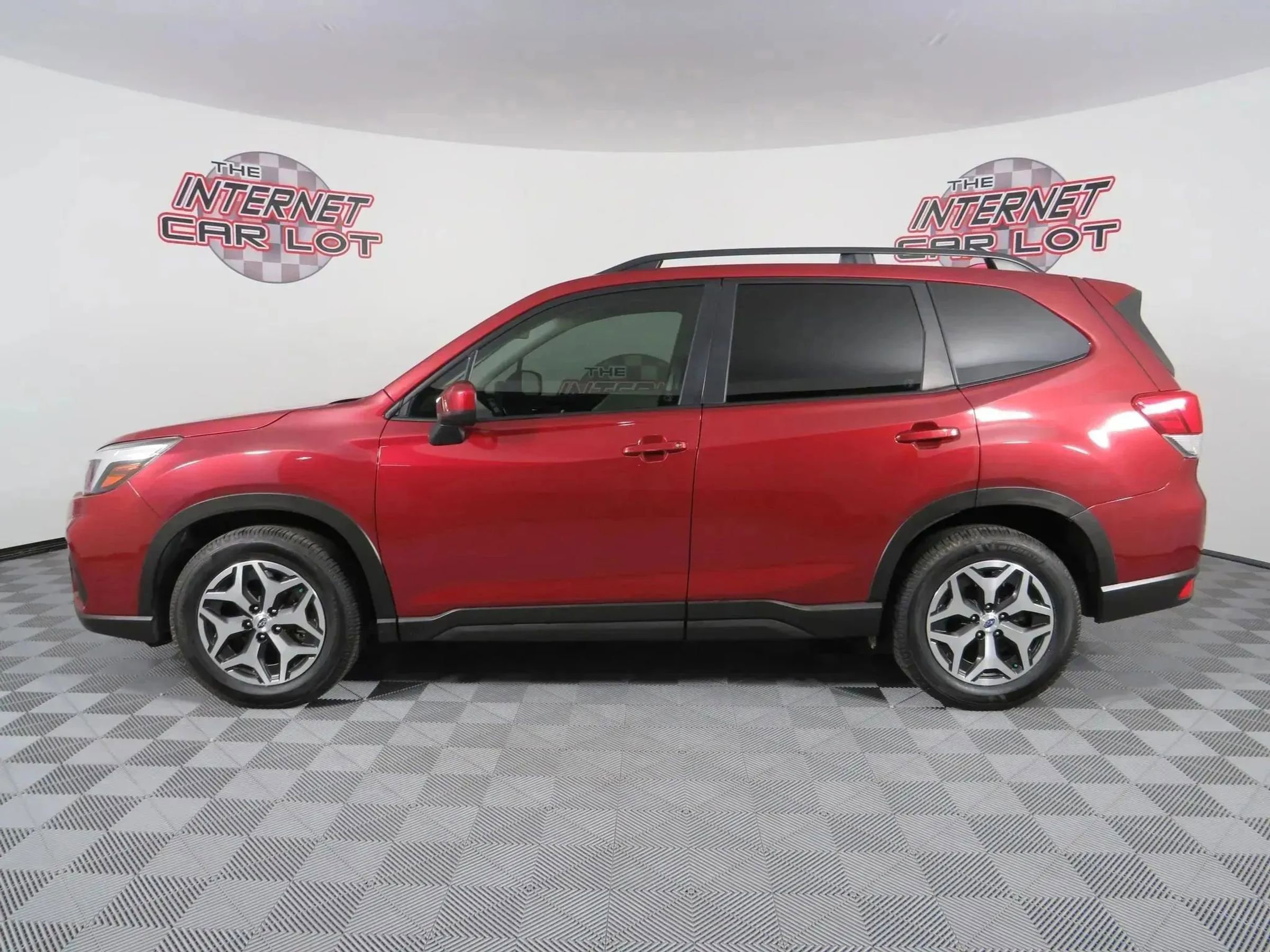 Used 2020 Subaru Forester Premium image 4