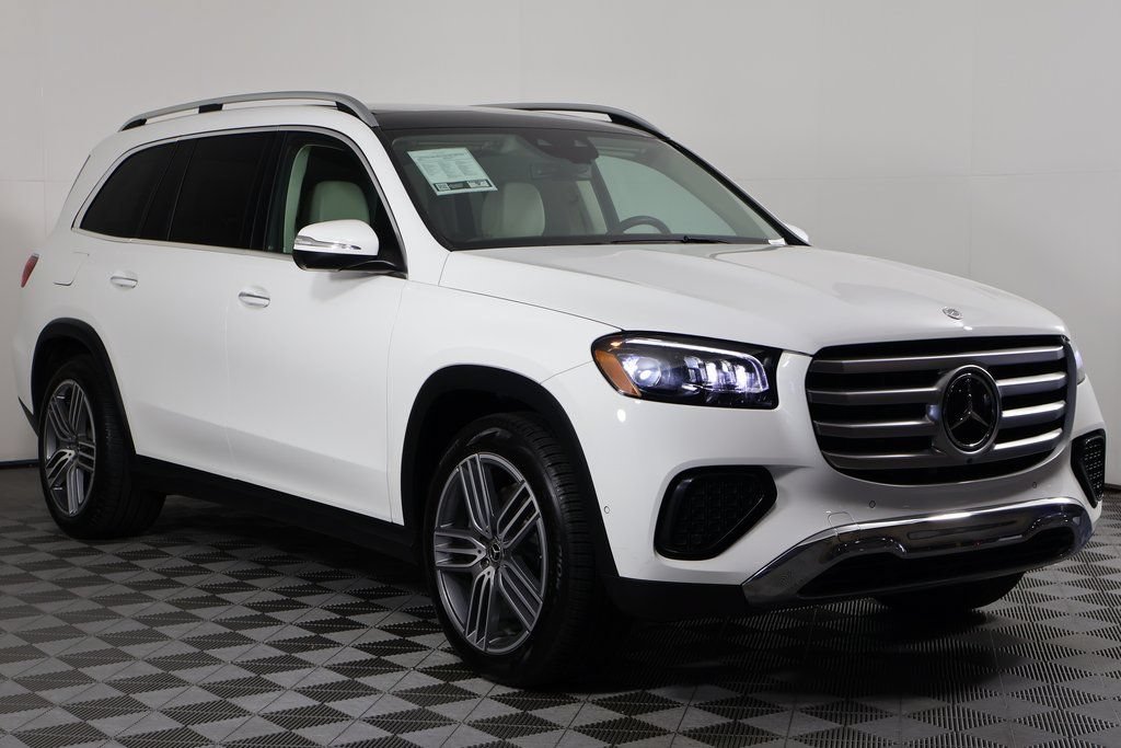 Certified 2024 Mercedes-Benz GLS 450 4MATIC image 3
