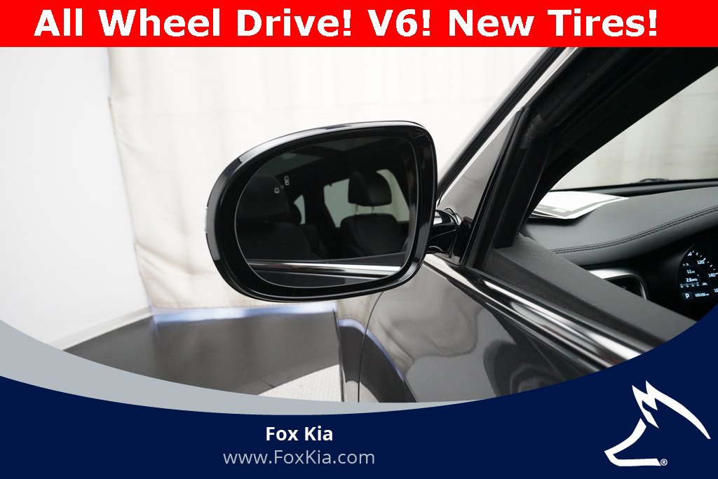 Used 2017 Kia Sorento SX image 25