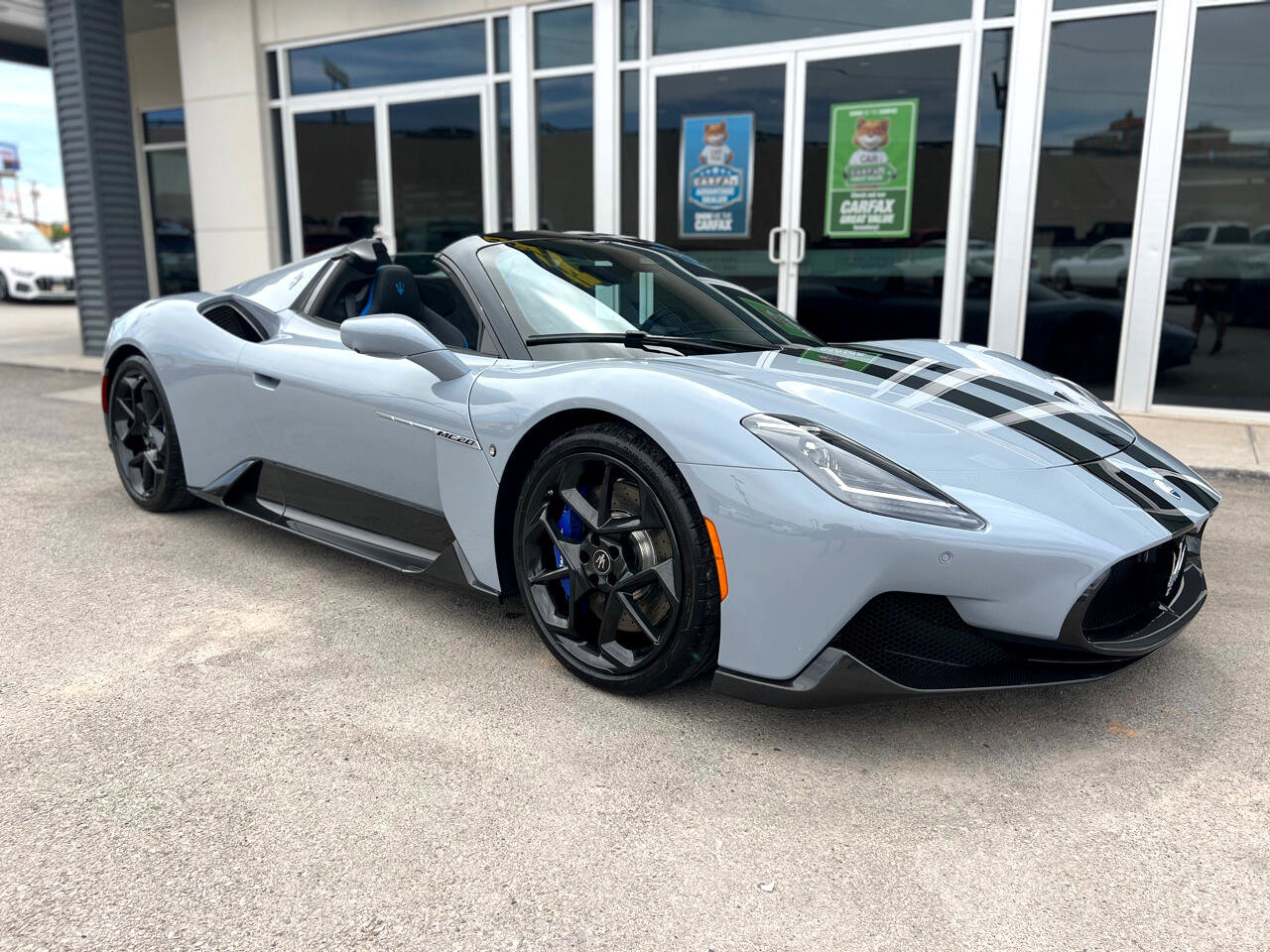 Used 2023 Maserati MC20 Spyder image 4