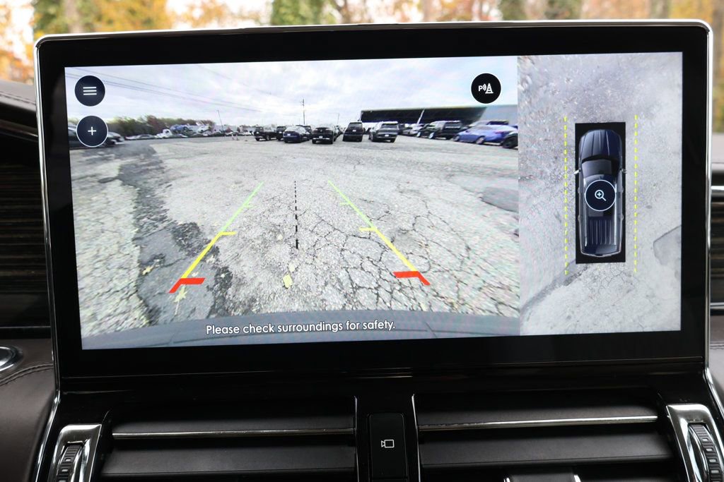Used 2024 Lincoln Navigator Black Label image 18