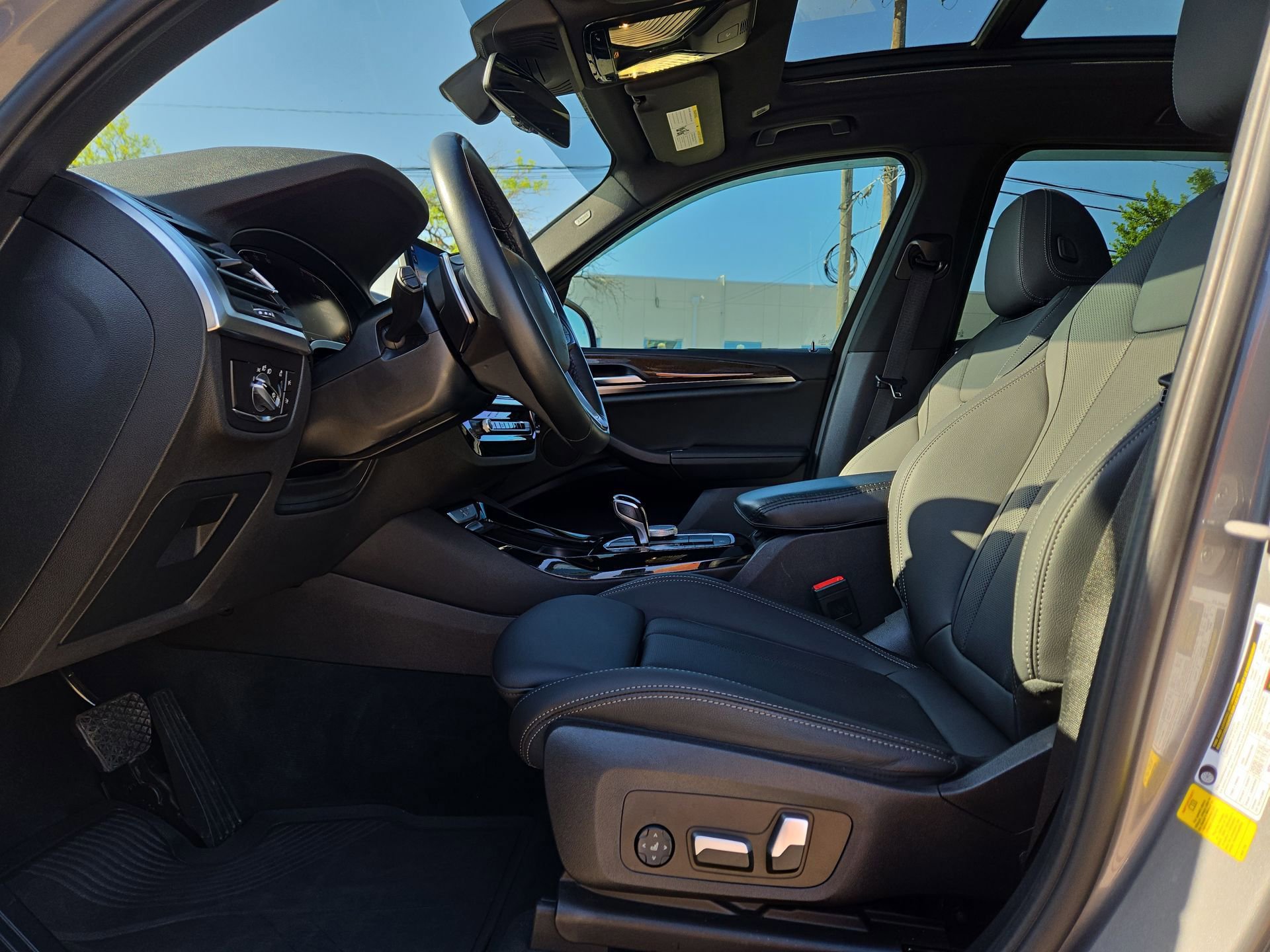 Used 2023 BMW X3 sDrive30i w/ Premium Package RWD image 16