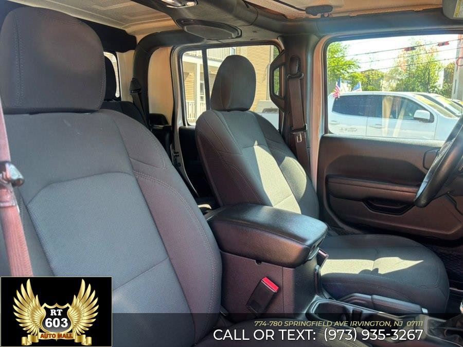 Used 2022 Jeep Gladiator Sport AWD/4WD image 11