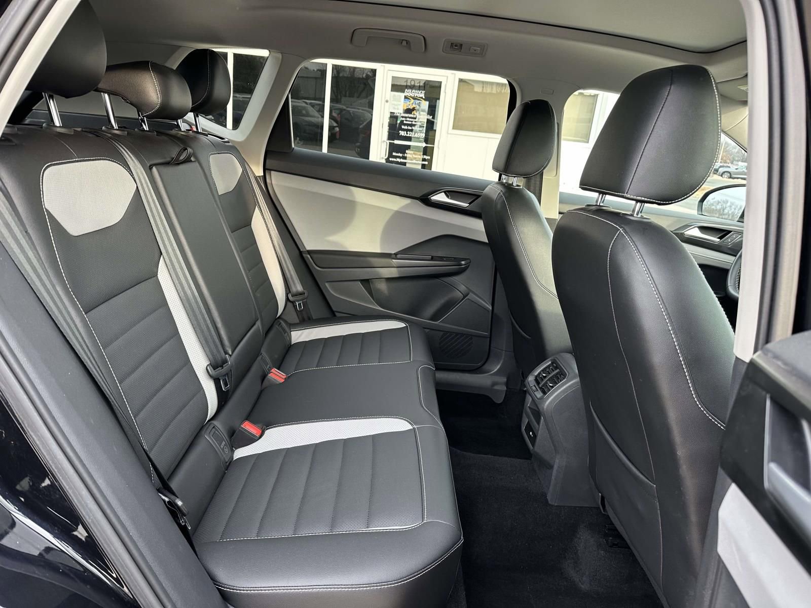 Certified 2023 Volkswagen Taos SEL image 11