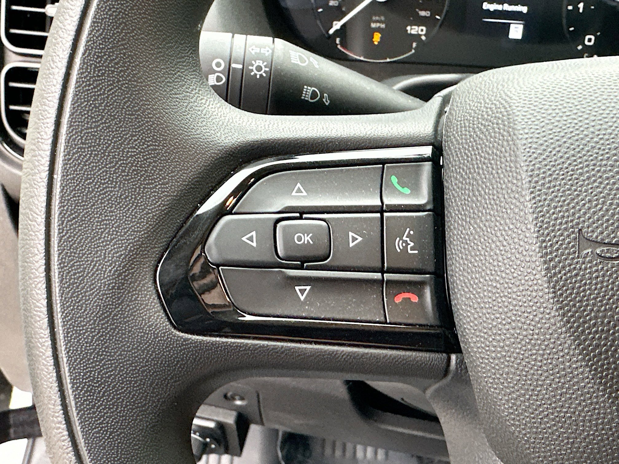 Used 2024 RAM ProMaster 2500 w/ Safety Group image 12