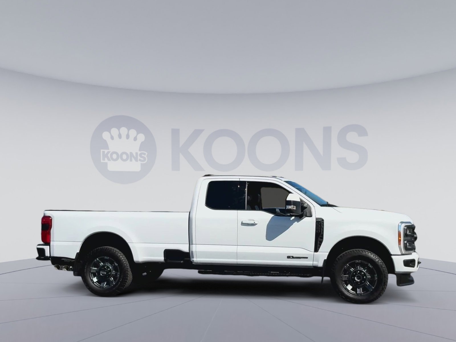 Used 2023 Ford F350 Lariat w/ Sport Appearance Package image 12
