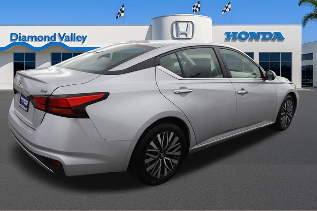 Used 2023 Nissan Altima 2.5 SV image 8