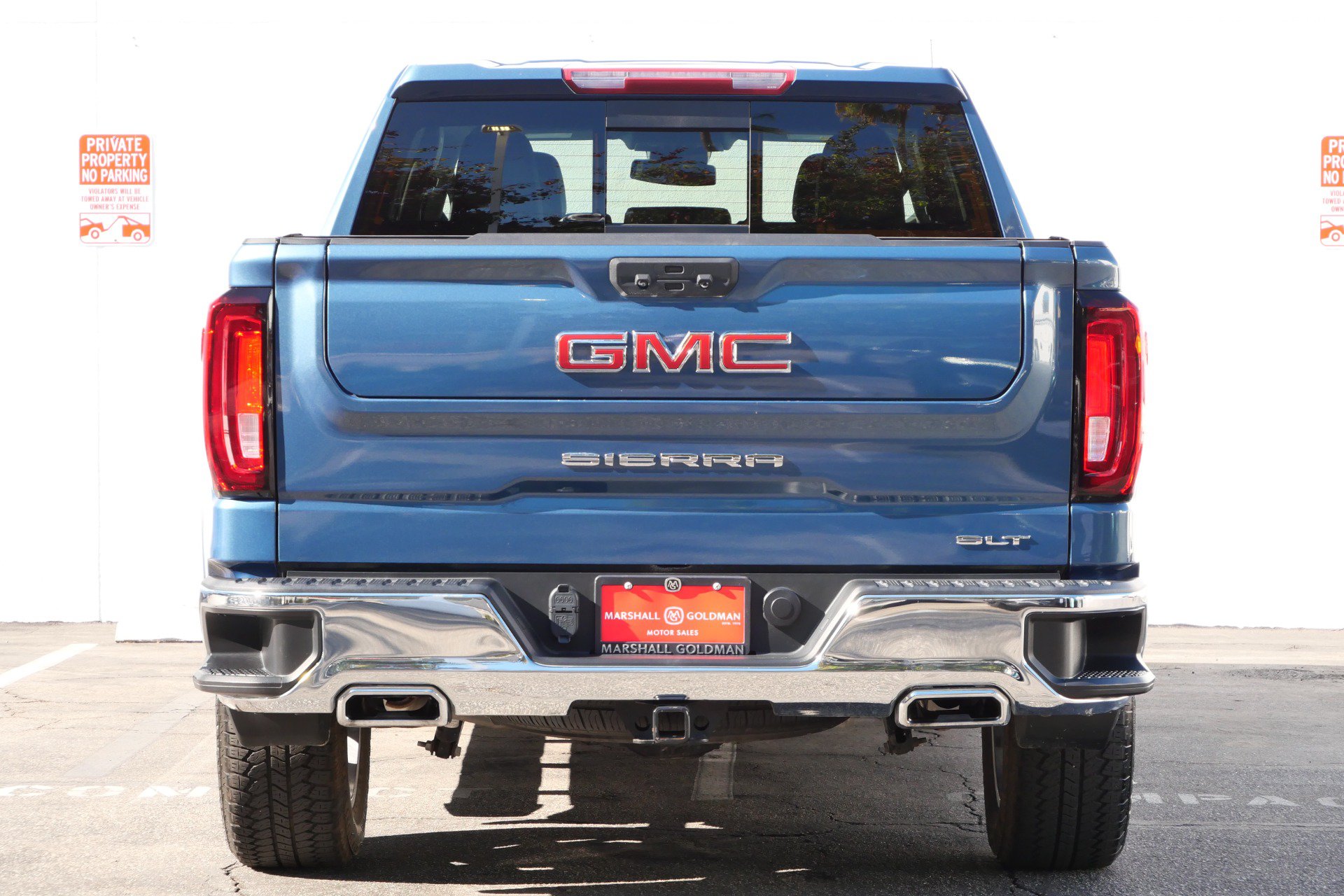 Used 2024 GMC Sierra 1500 SLT w/ SLT Premium Package AWD/4WD image 8
