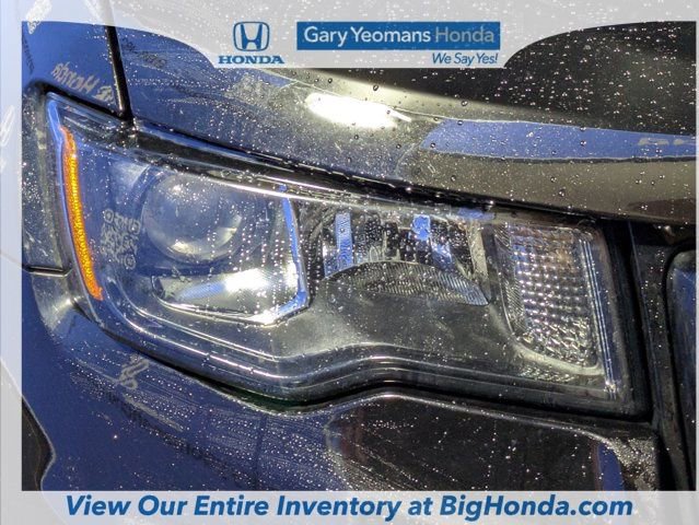 Used 2019 Jeep Grand Cherokee Laredo image 12