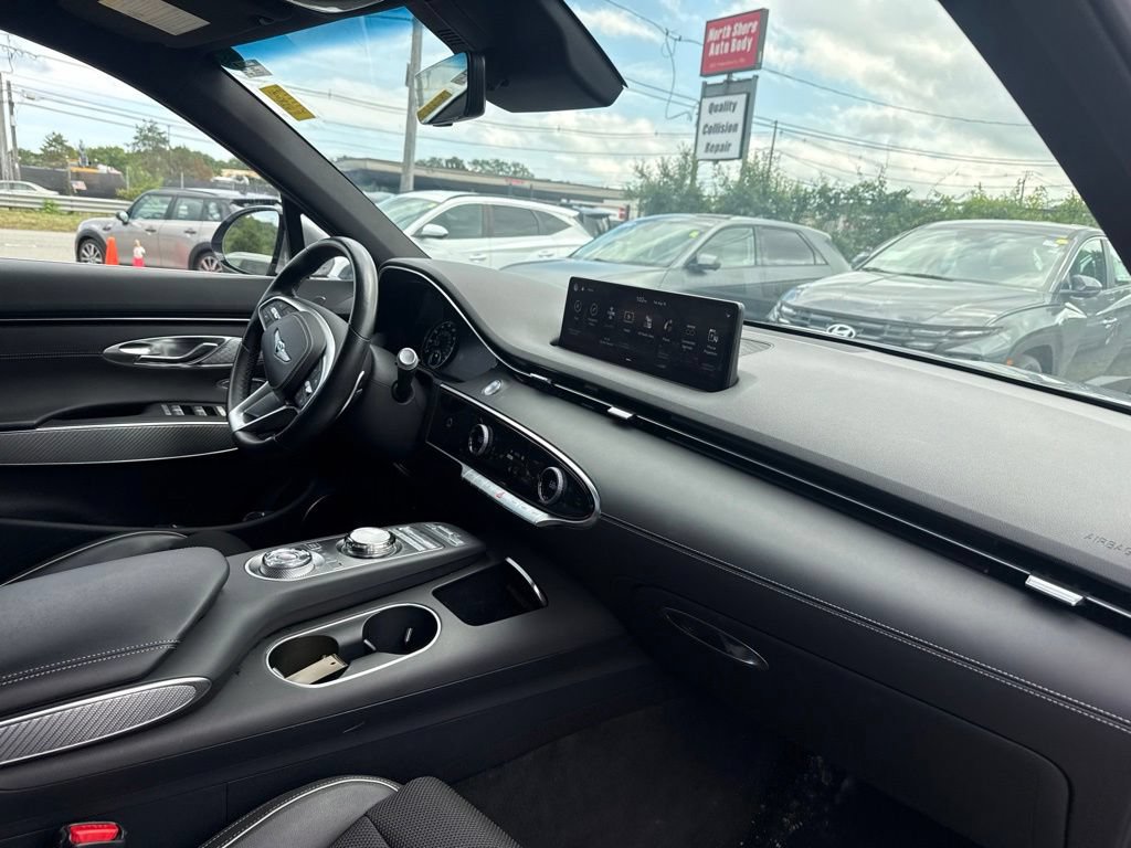 Used 2025 Genesis GV70 3.5T Sport AWD/4WD image 24