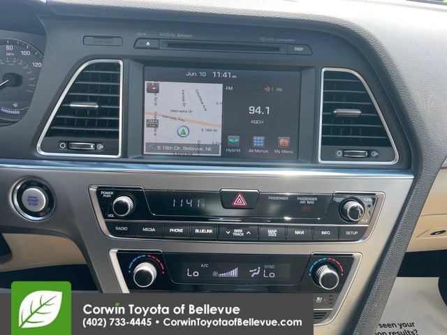 Used 2017 Hyundai Sonata Limited w/ Ultimate Package 02 FWD image 12